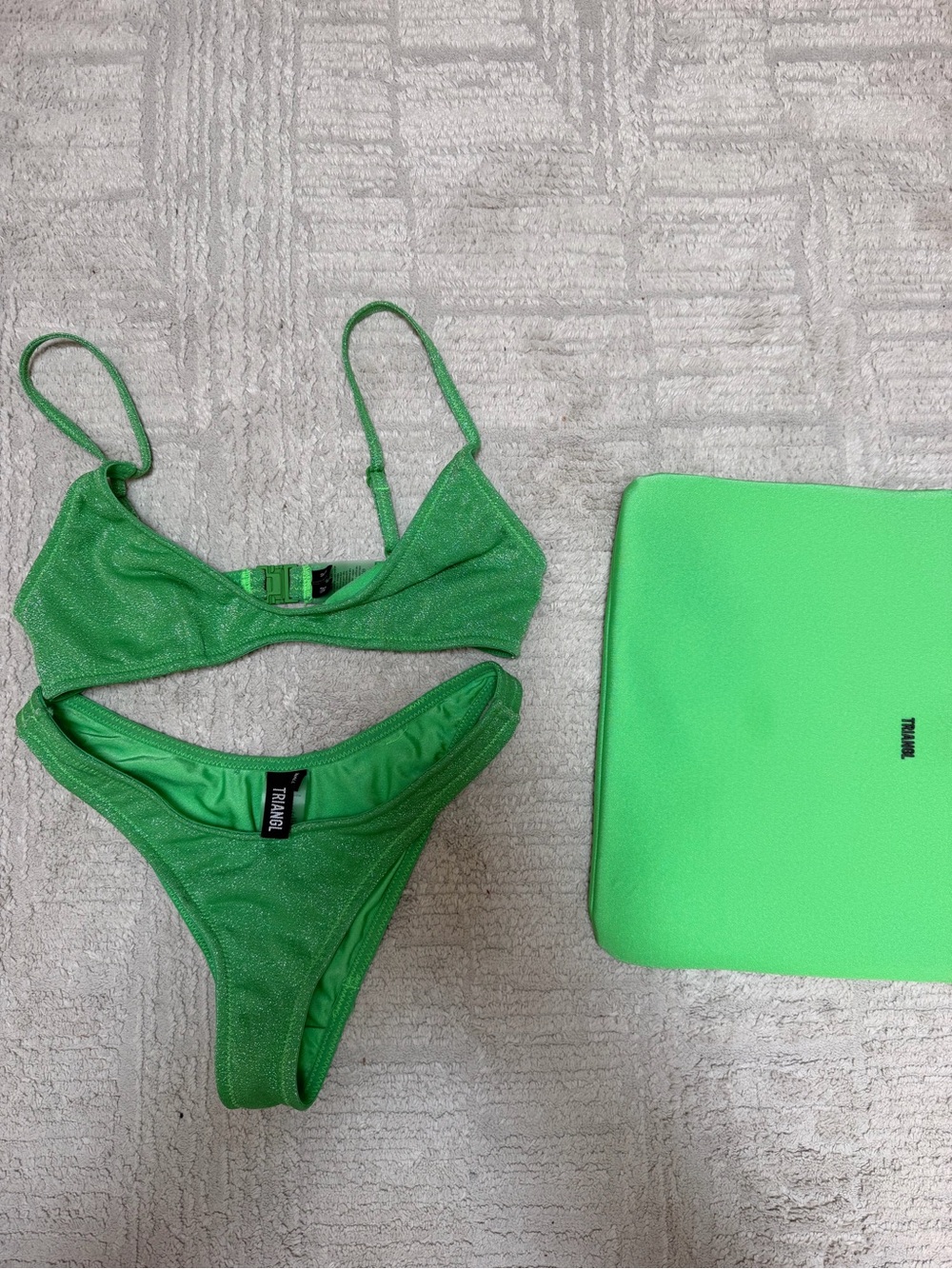 Triangl Bikini Set